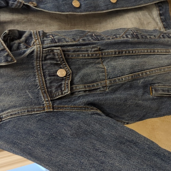 Gap 1969 Icon Jean Jacket in Saddle Blue - Picture 2 of 6